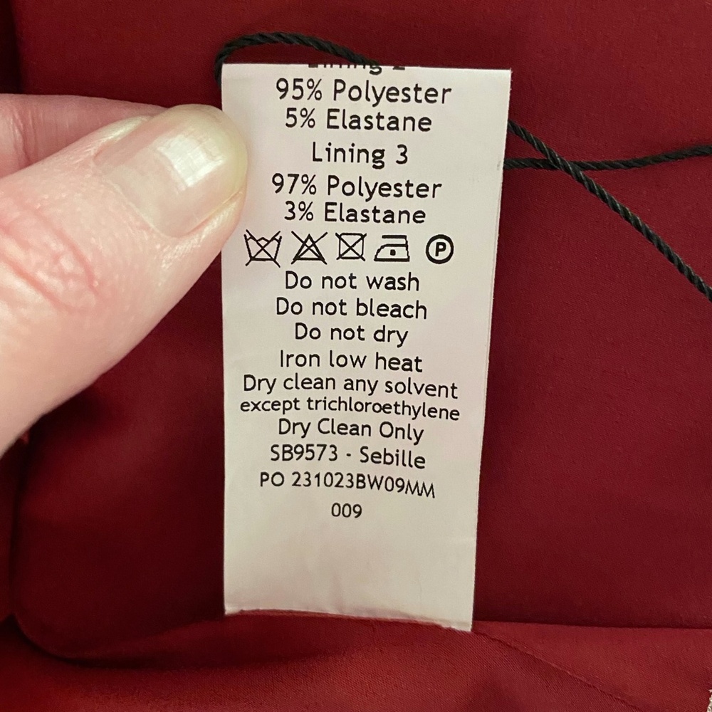 NEW House of CB Sebille Dress Blood Red XS - Picture 16 of 16